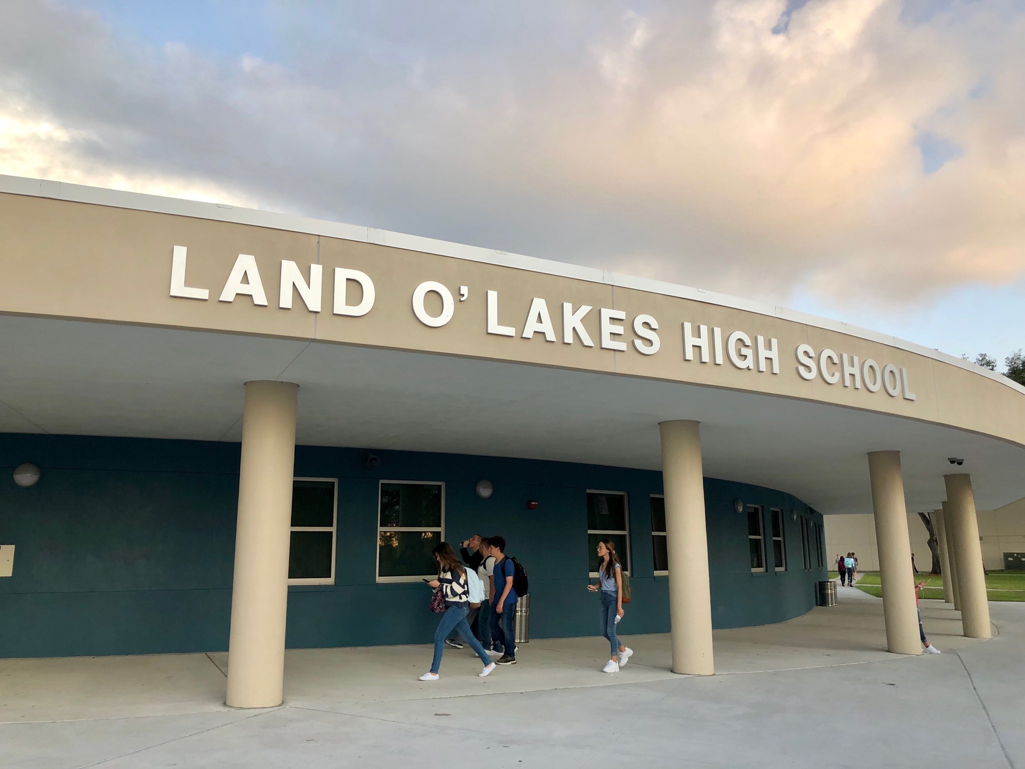 Land O' Lakes High School
